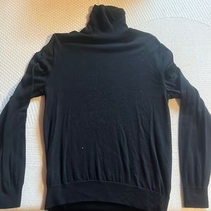 Banana Republic Factory %100 merino wool black medium turtleneck